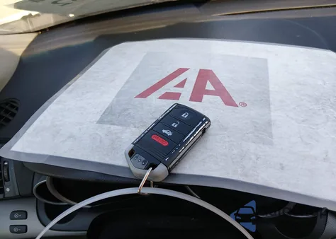 2014 Acura Tl 3.5 z USA, uszkodzony, nr VIN 19UUA8F59EA000064